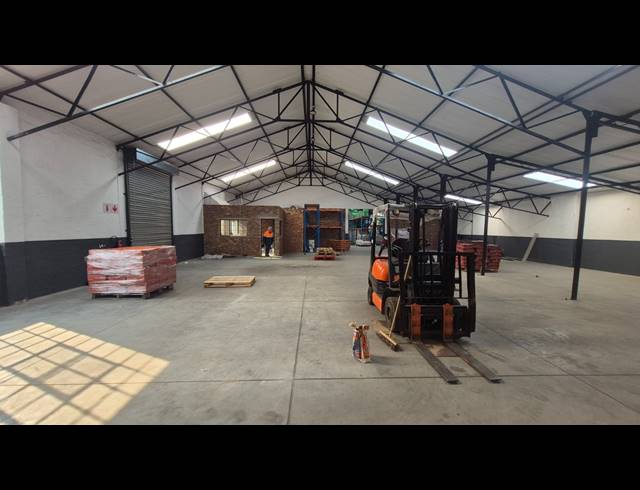 352M² FACTORY TO LET IN BENONI SOUTH